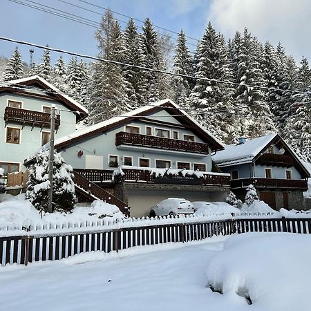 Penzion V Strani Mýto pod Ďumbierom Exterior foto